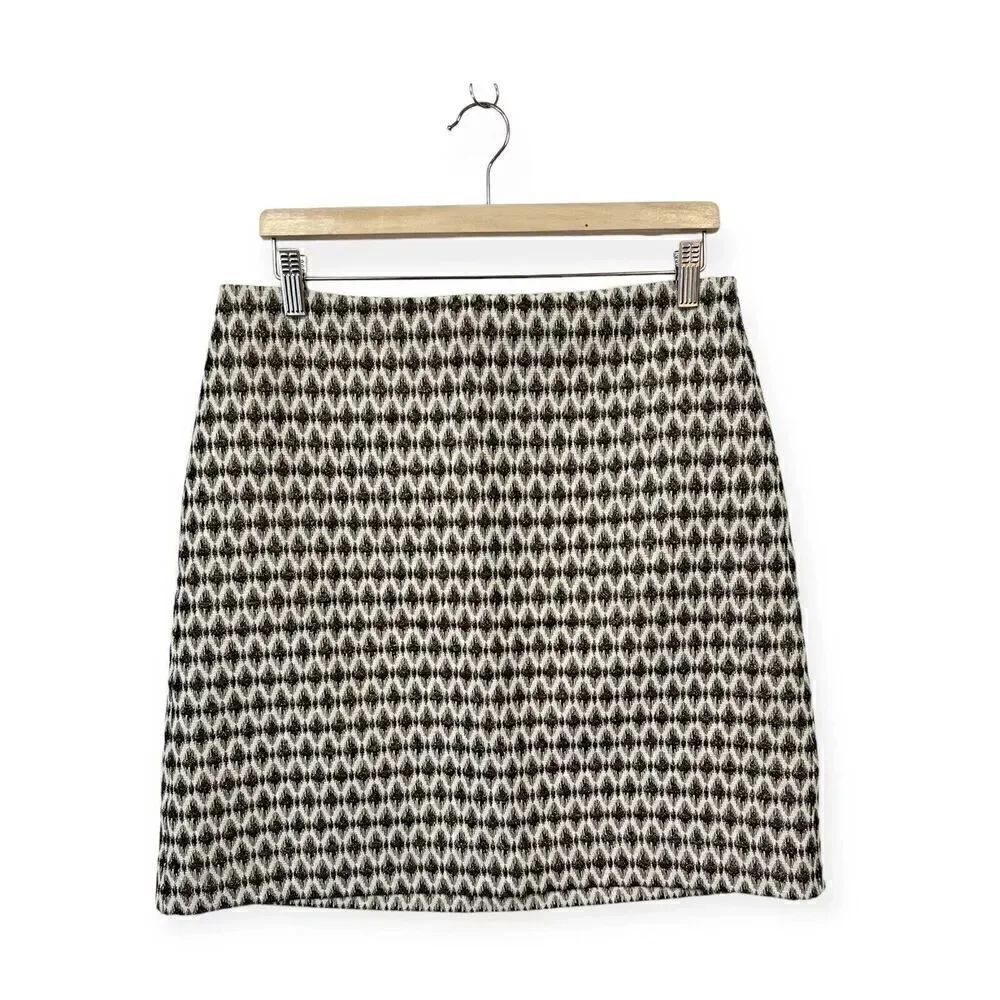 Ann Taylor LOFT Outlet Jacquard Mini Skirt Size 4 Black and White
